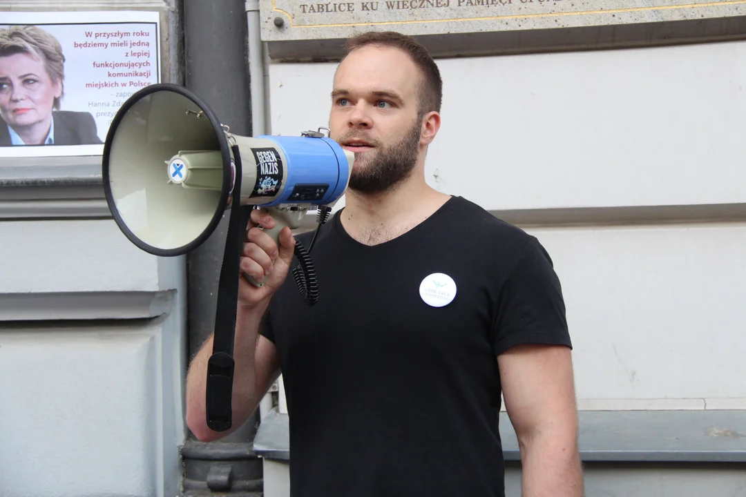 „Pogrzeb Łódzkiej Komunikacji Miejskiej” na Piotrkowskiej