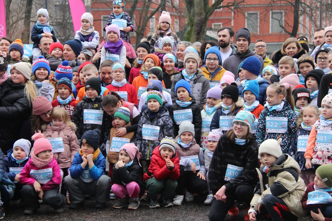 Pączek Run 2024 w parku Poniatowskiego w Łodzi