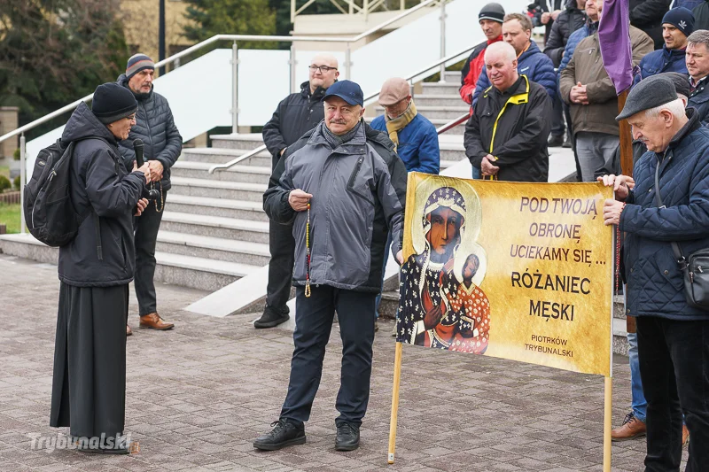 Męski Różaniec ulicami Piotrkowa