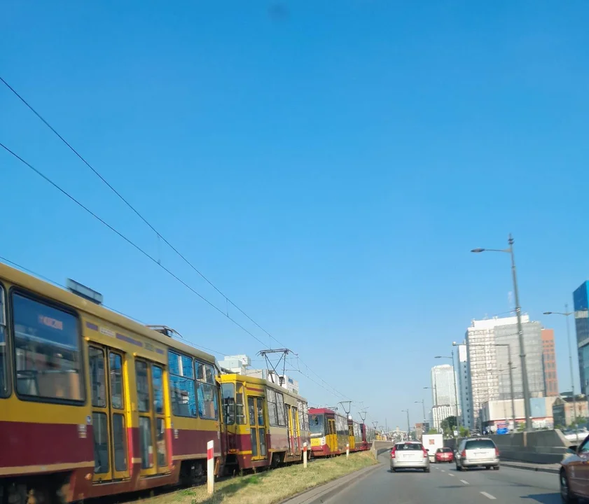 Poniedziałkowy paraliż komunikacyjny w centrum Łodzi