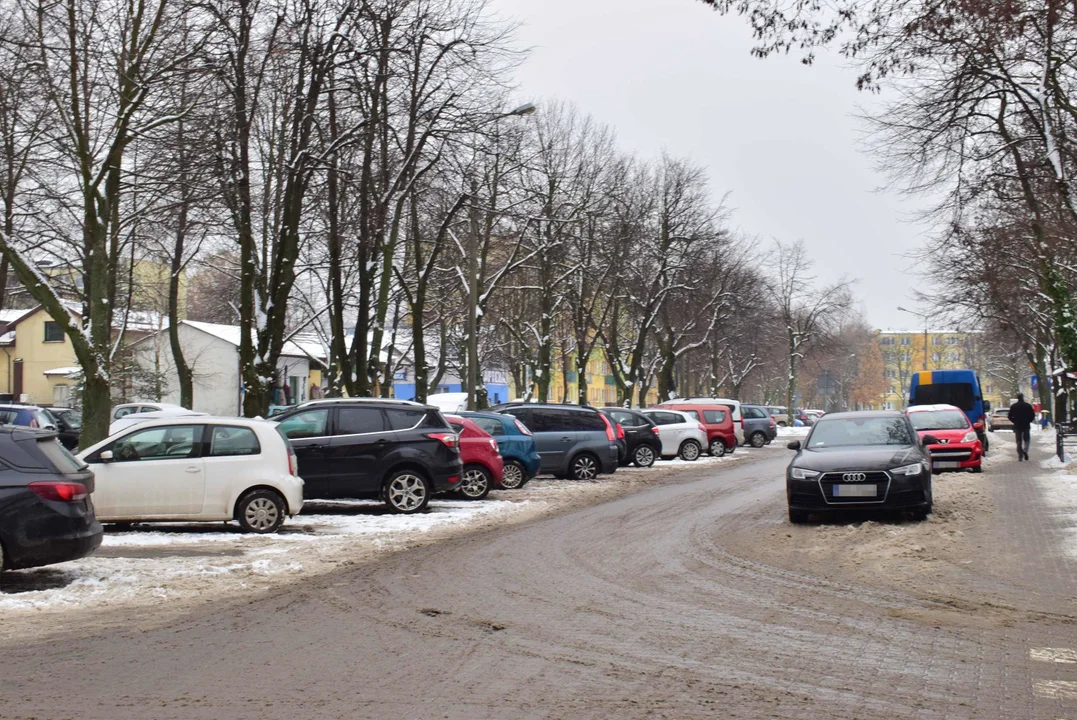 Mieszkańcy zgłaszają złe parkowanie