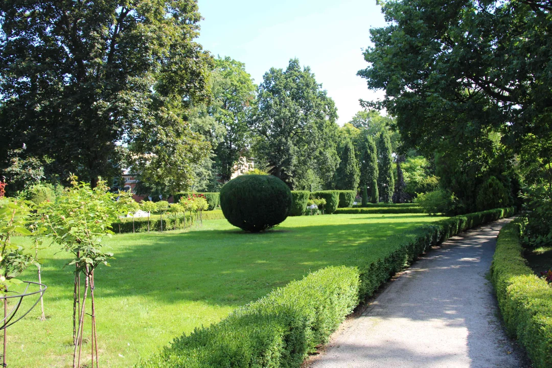 Zachwycający ogród Muzeum Pałacu Herbsta