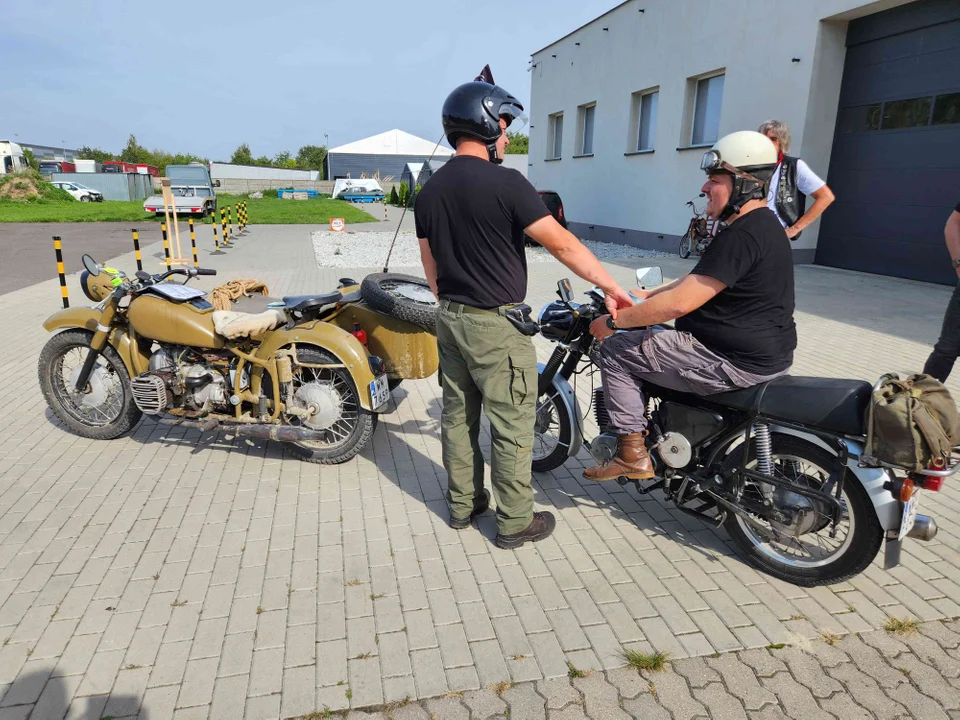 Przez powiat przejedzie rajd zabytkowych motocykli. Można zobaczyć naprawdę niezwykłe maszyny! [zdjęcia] - Zdjęcie główne