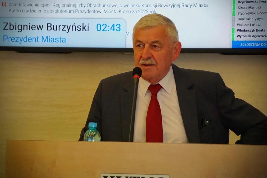 Zbigniew Burzyński z absolutorium. Otrzymuje je nieprzerwanie od 2002 roku [ZDJĘCIA] - Zdjęcie główne