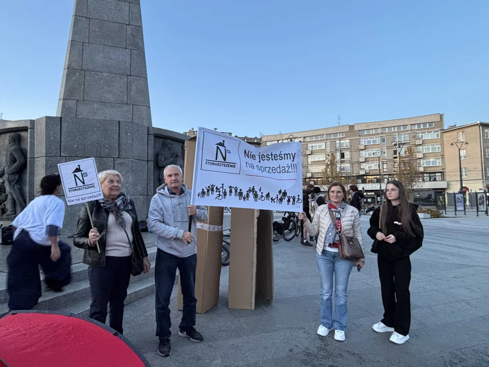 Manifestacja Łódzkiego Stowarzyszenia Lokatorów