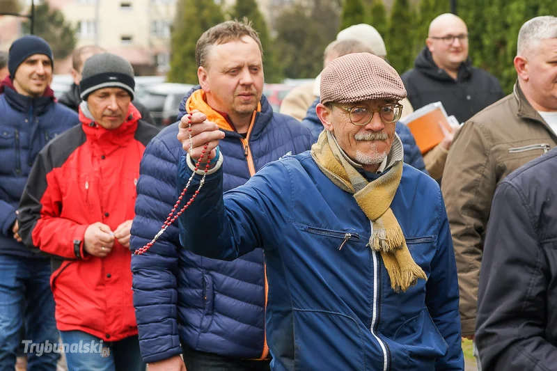 Męski Różaniec ulicami Piotrkowa