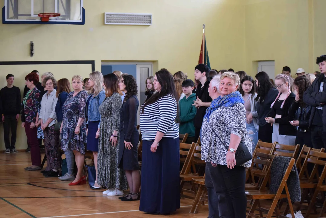 Zespół Szkół Rzemiosła w Łodzi pożegnał maturzystów. To były chwile pełne wzruszeń