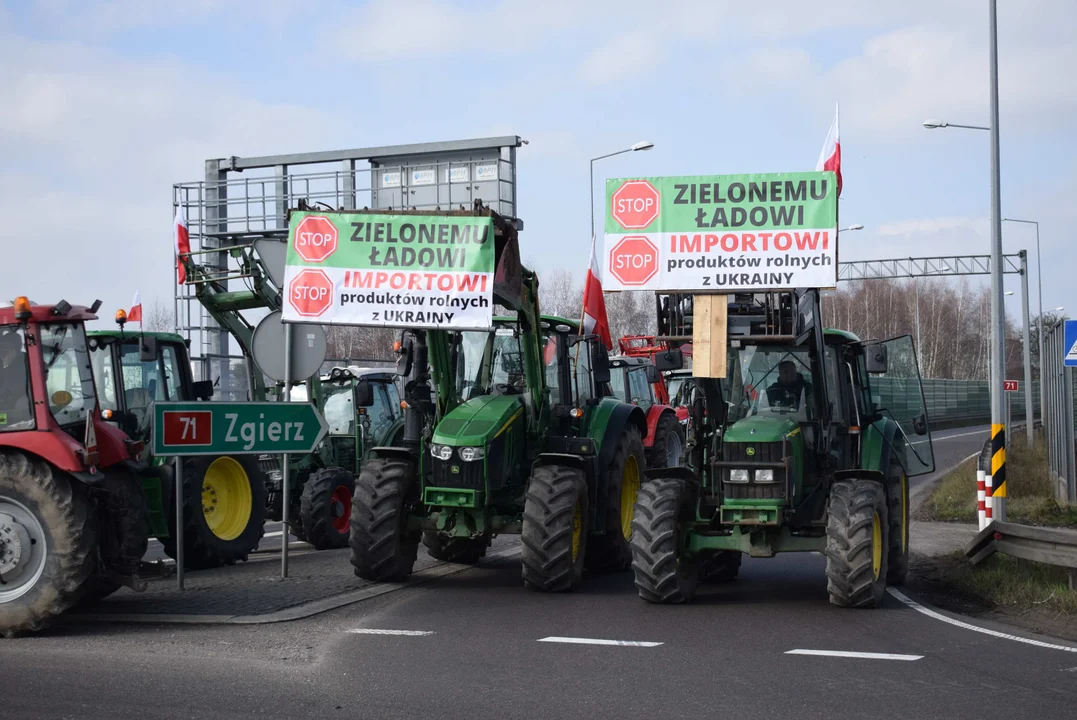 Protest rolników w Sosnowcu k. Strykowa