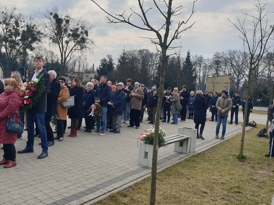 Obchody Zbrodni Zgierskiej na placu Stu straconych [zdjęcia]