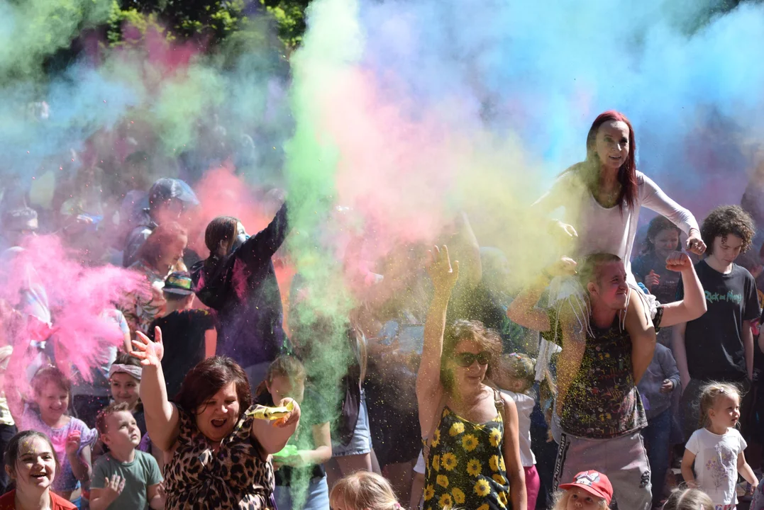 Festiwal baniek mydlanych i kolorów w Parku Miejskim w Zgierzu