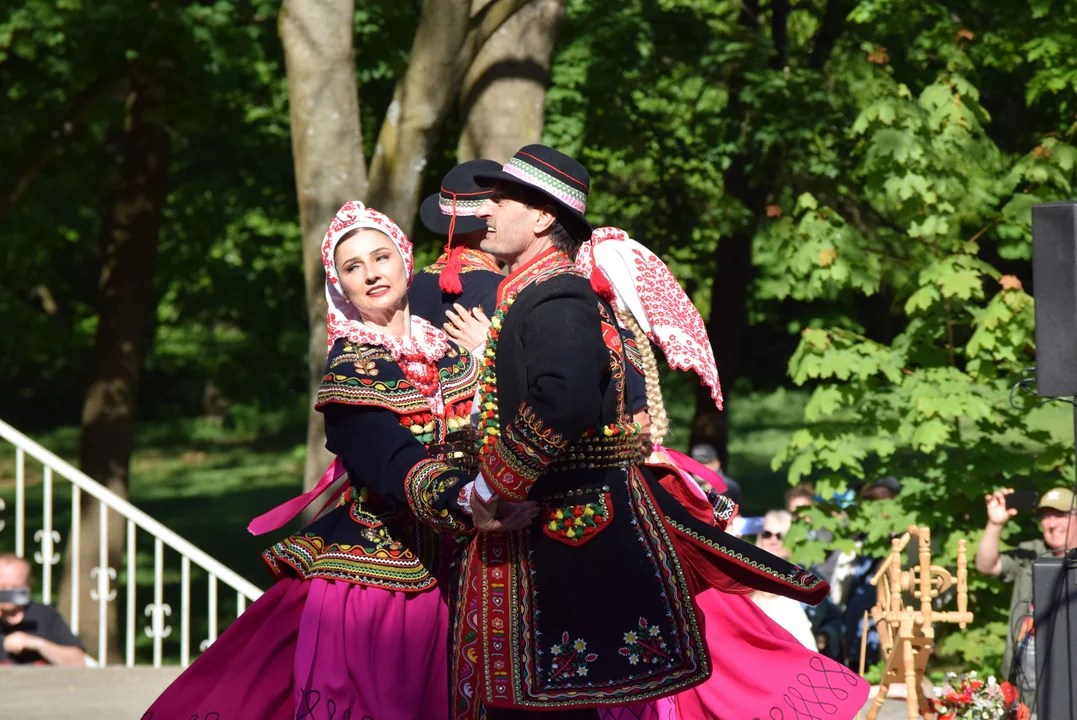 Spotkanie z folklorem w Parku Julianowskim