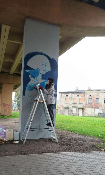 Okazuje się, że malowanie na dużej powierzchni jest sporym wyzwaniem