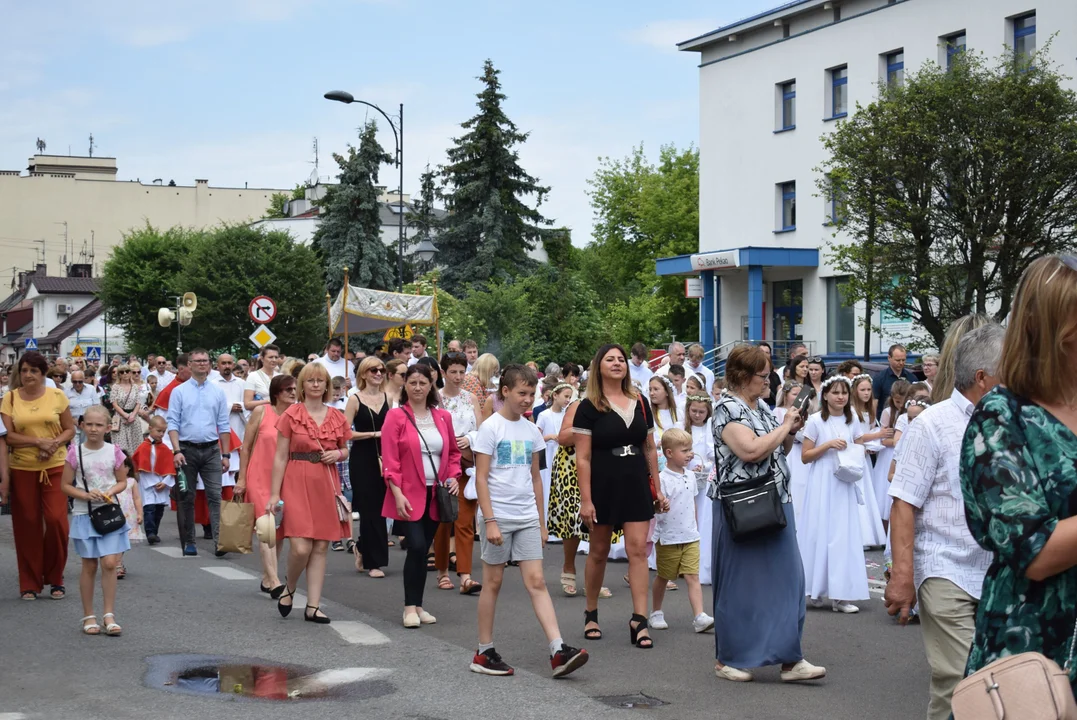 procesja Bożego Ciała w parafii Matki Bożej Dobrej Rady w Zgierzu