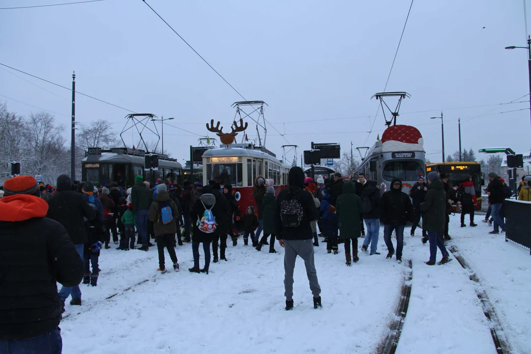 Wielka Parada Zabytkowych Tramwajów i Autobusów w Łodzi