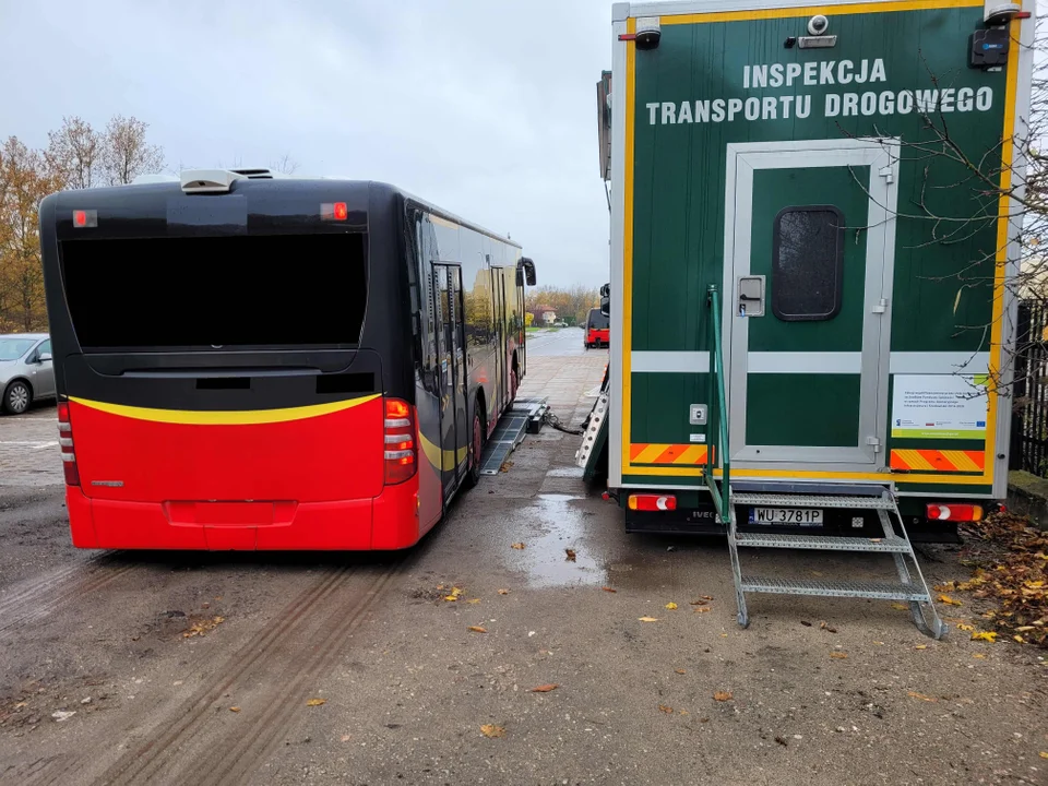 Kontrola autobusów komunikacji miejskiej w Zgierzu