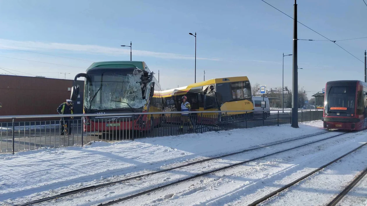 Zderzenie autobusów na Retkini