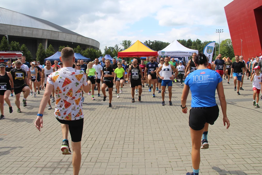 Piknik rodzinny "Bezpieczne Wakacje z Mundurem" pod Atlas Areną