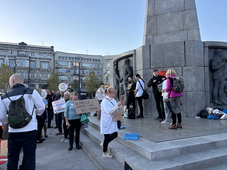 Manifestacja Łódzkiego Stowarzyszenia Lokatorów