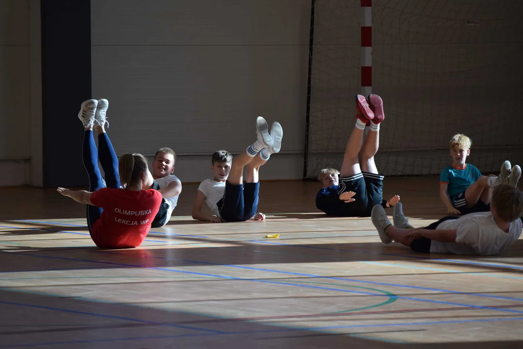 Olimpijczycy poprowadzili zajęcia WF-u