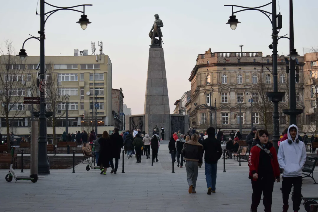 Plac Wolności w Łodzi po otwarciu