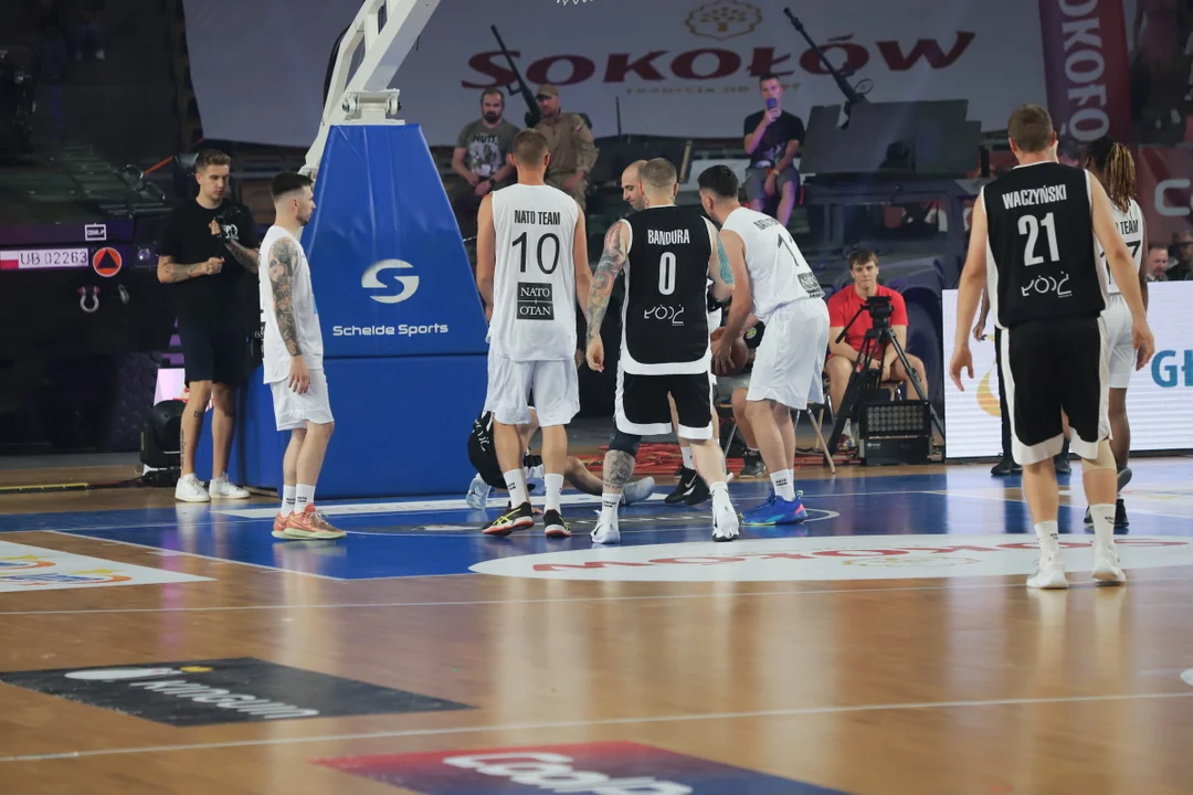 Mecz charytatywny: Gortat Team vs. Żołnierze NATO