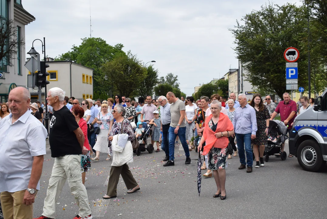 procesja Bożego Ciała w parafii Matki Bożej Dobrej Rady w Zgierzu