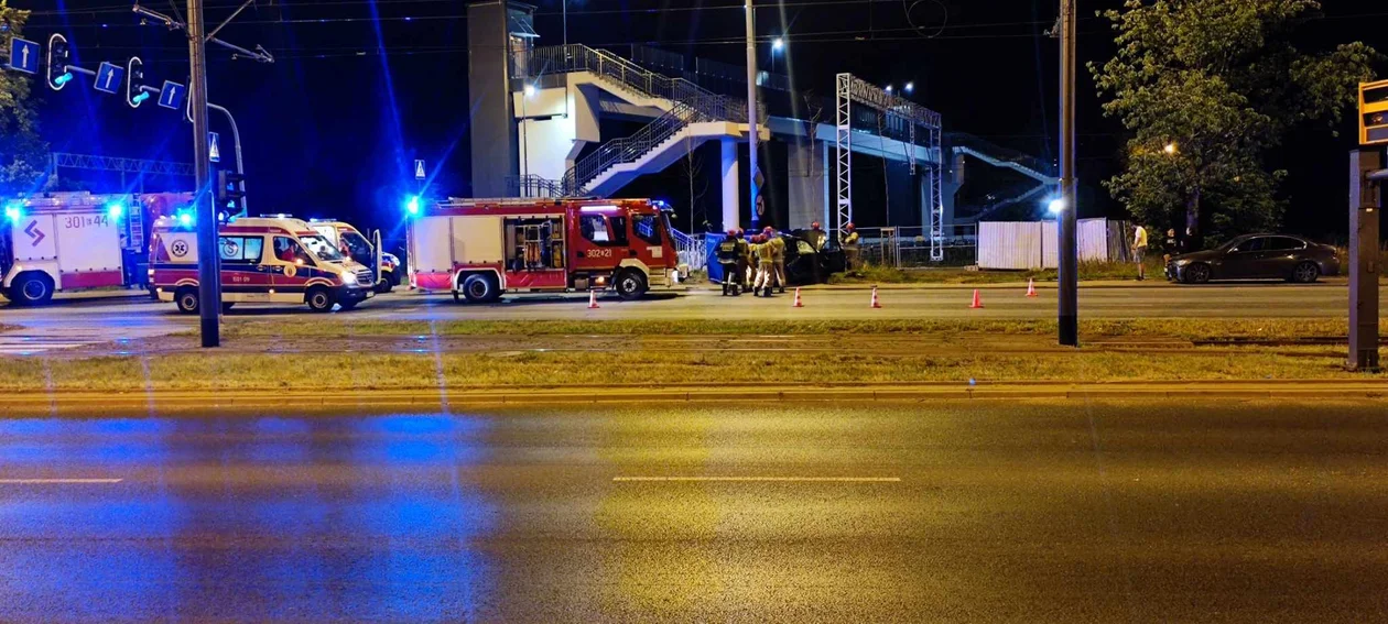 Tragiczny wypadek na alei Włókniarzy w Łodzi. Nie żyje 19-latka