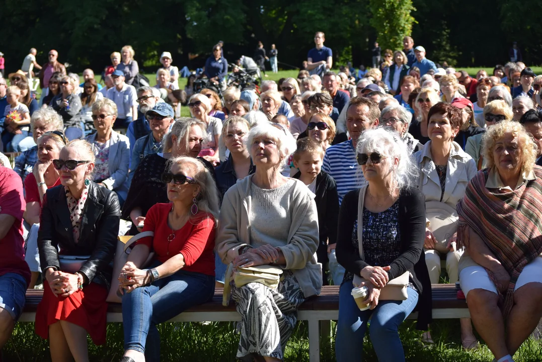 Spotkanie z folklorem w Parku Julianowskim