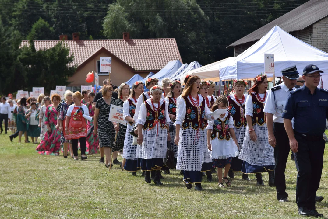 Dożynki gminy Stryków w Warszewicach