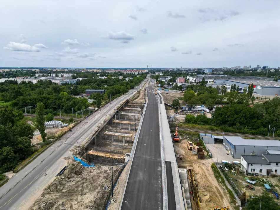 Jeden z trzech wiaduktów na Przybyszewskiego gotowy