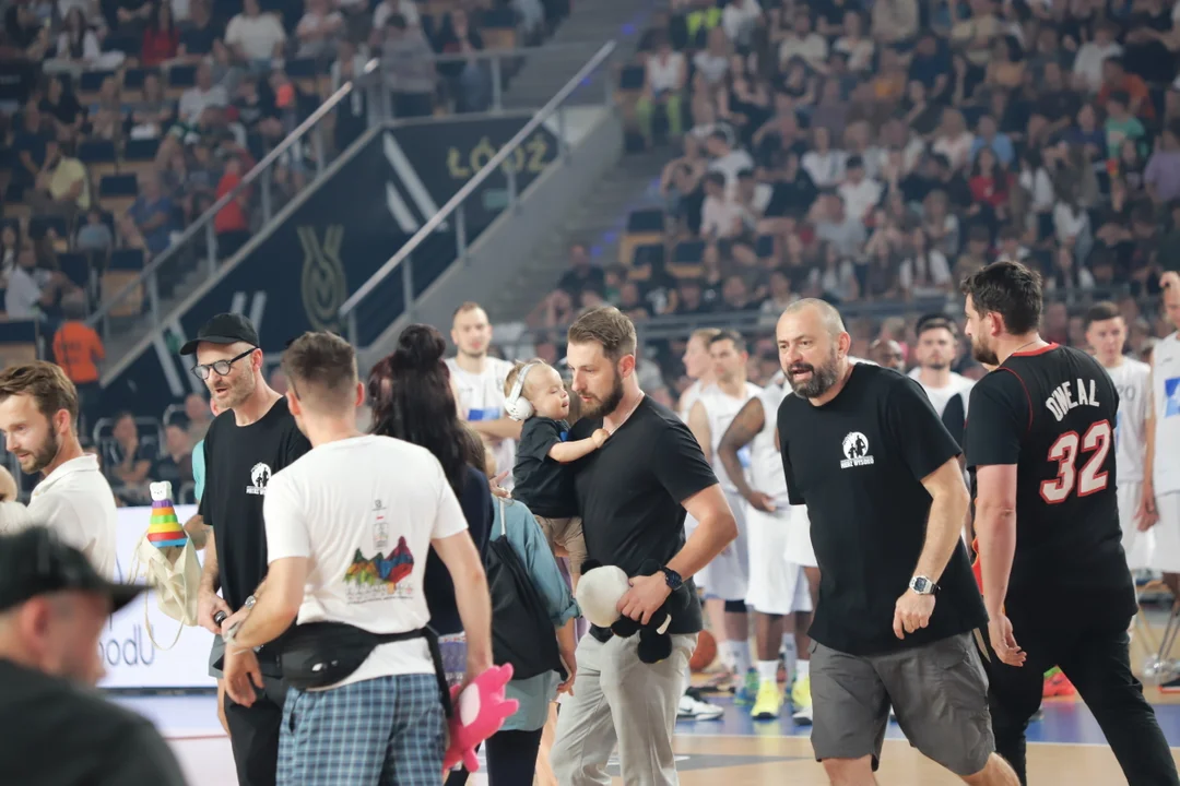 Mecz charytatywny: Gortat Team vs. Żołnierze NATO