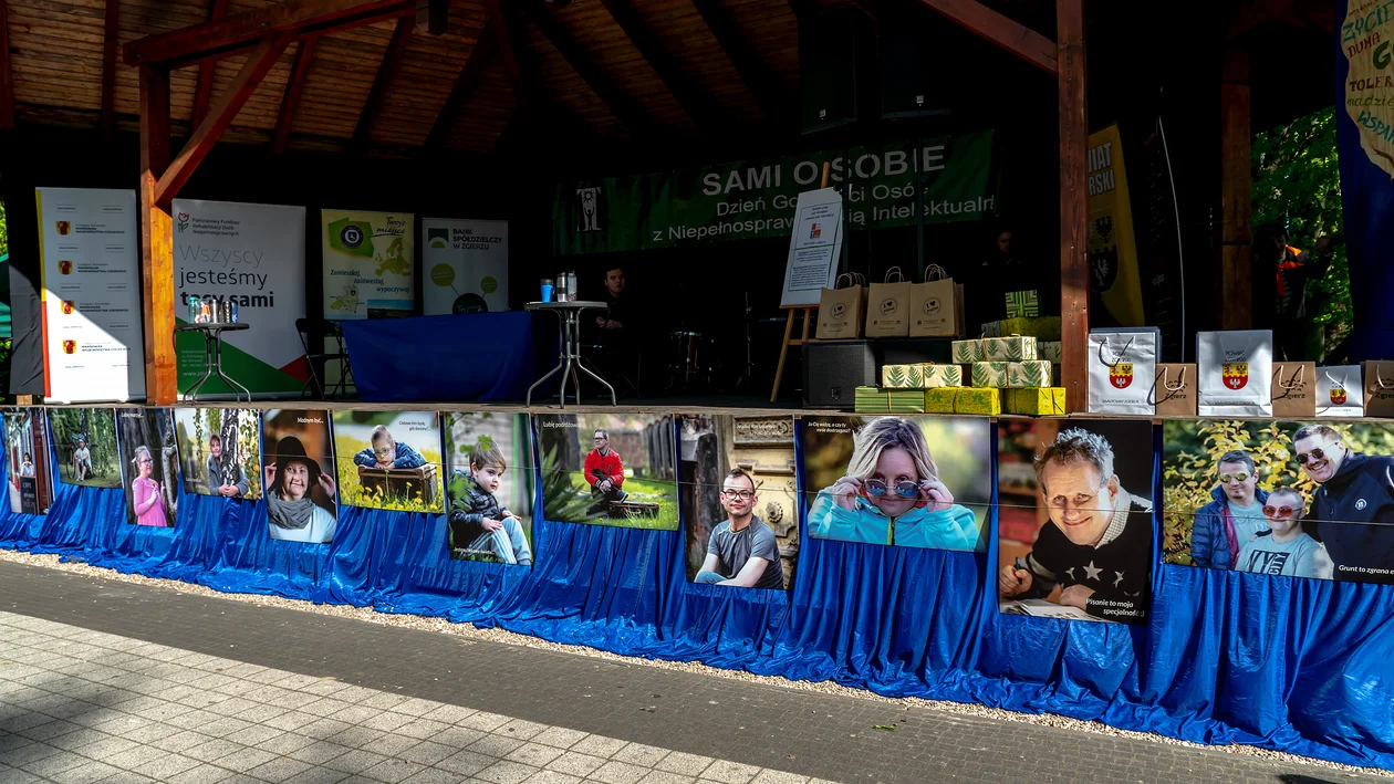 Świętowanie Dnia Godności Osób z Niepełnosprawnością Intelektualną wraz z Kołem PSONI w Zgierzu [galeria]