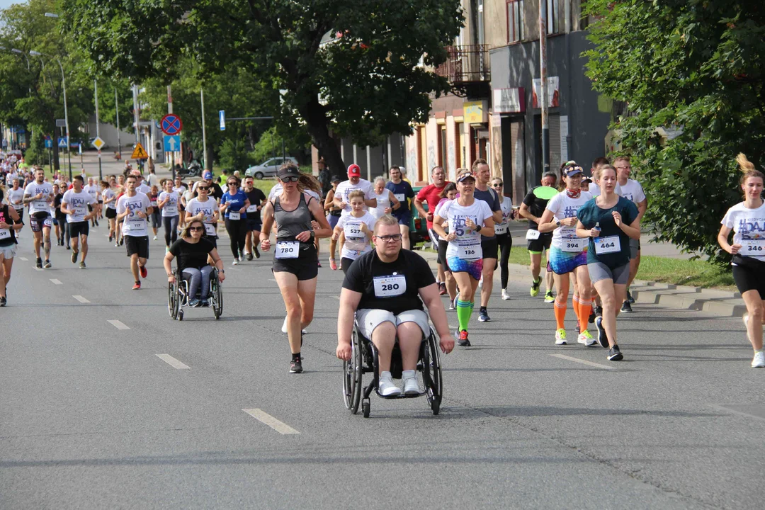 XI edycja biegu "Daj piątaka na dzieciaka"