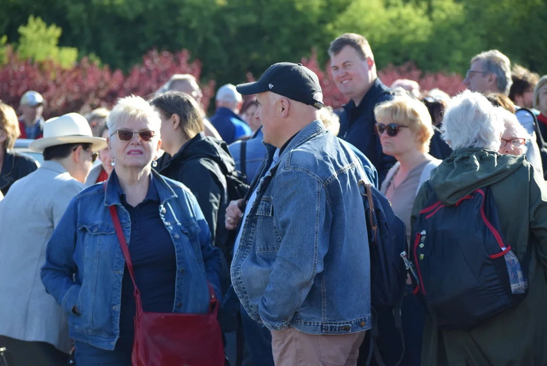 Łodzianie pojechali na marsz do Warszawy