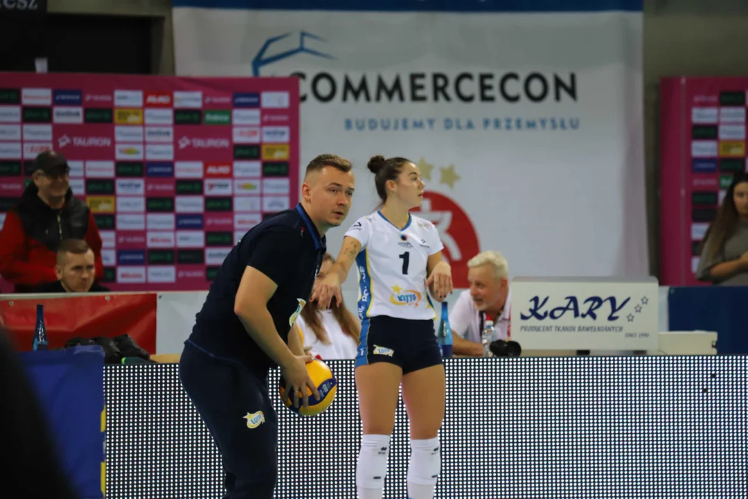 ŁKS Commercecon kontra Chemik Police