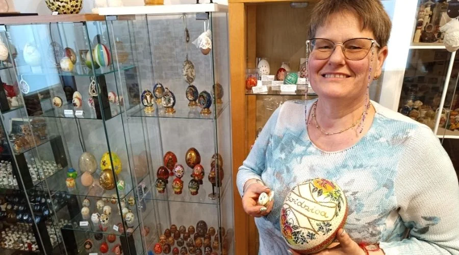 Kolekcje pisanek z regionu piotrkowskiego