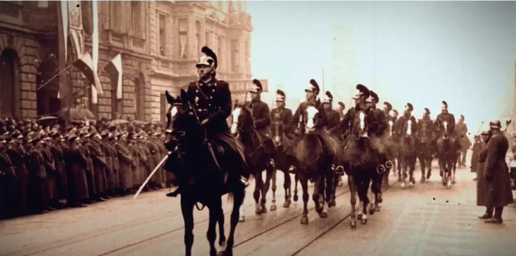 Święto Niepodległości na archiwalnych zdjęciach. Tak świętowano w Łodzi w latach 1937-1938 [FOTO, WIDEO] - Zdjęcie główne