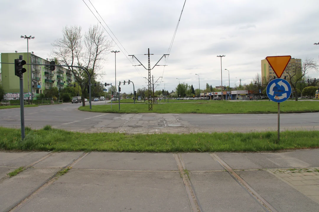 Mieszkańcy Dąbrowy czekają na powrót tramwajów MPK