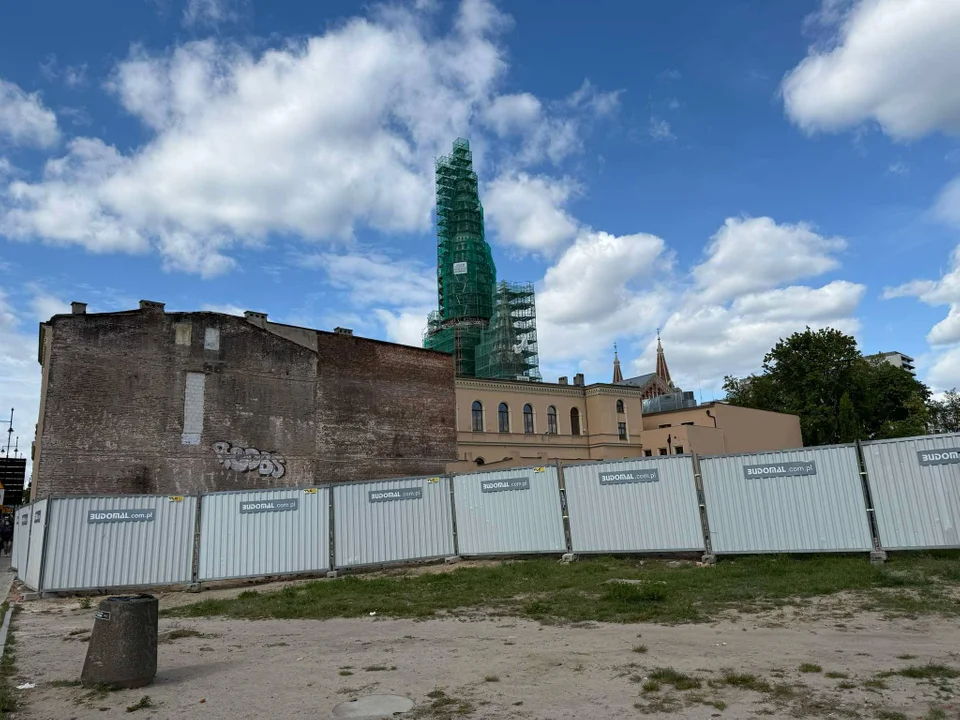 Rozebrano kamienicę przy ul. Sienkiewicza 62