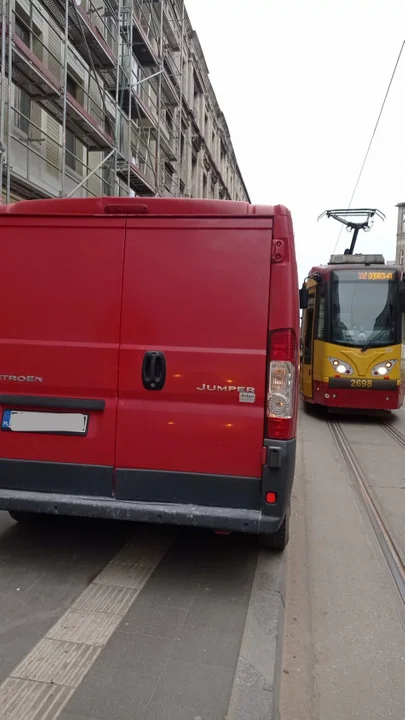 Na tych ulicach Łodzi kierowcy blokują tramwaje MPK Łódź