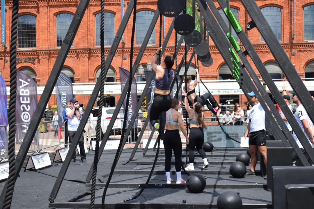 Zawody CrossFit LOGinLAB w Manufakturze