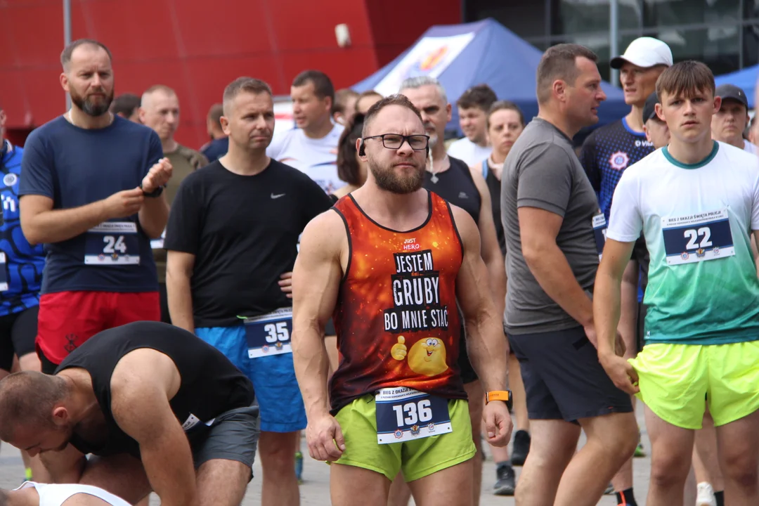 Piknik rodzinny "Bezpieczne Wakacje z Mundurem" pod Atlas Areną