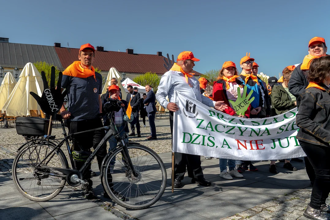 Świętowanie Dnia Godności Osób z Niepełnosprawnością Intelektualną wraz z Kołem PSONI w Zgierzu [galeria]