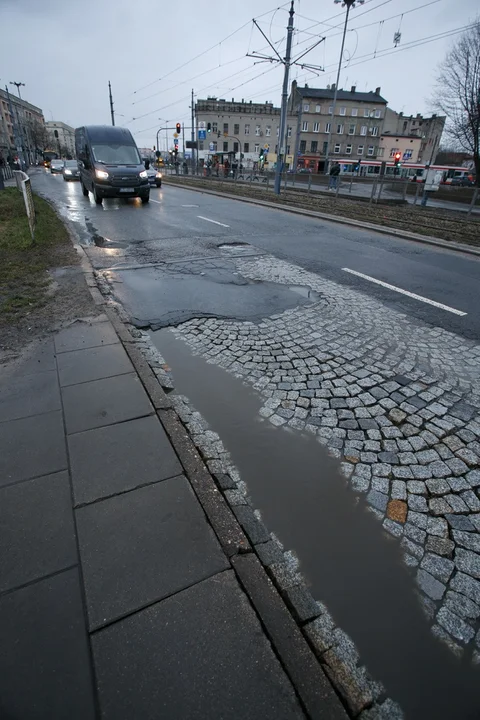 Łódź. Zaczyna się remont Zachodniej. Będą korki