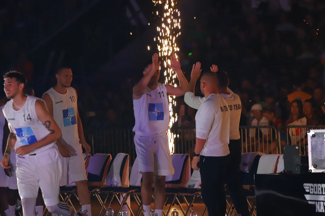 Mecz charytatywny: Gortat Team vs. Żołnierze NATO