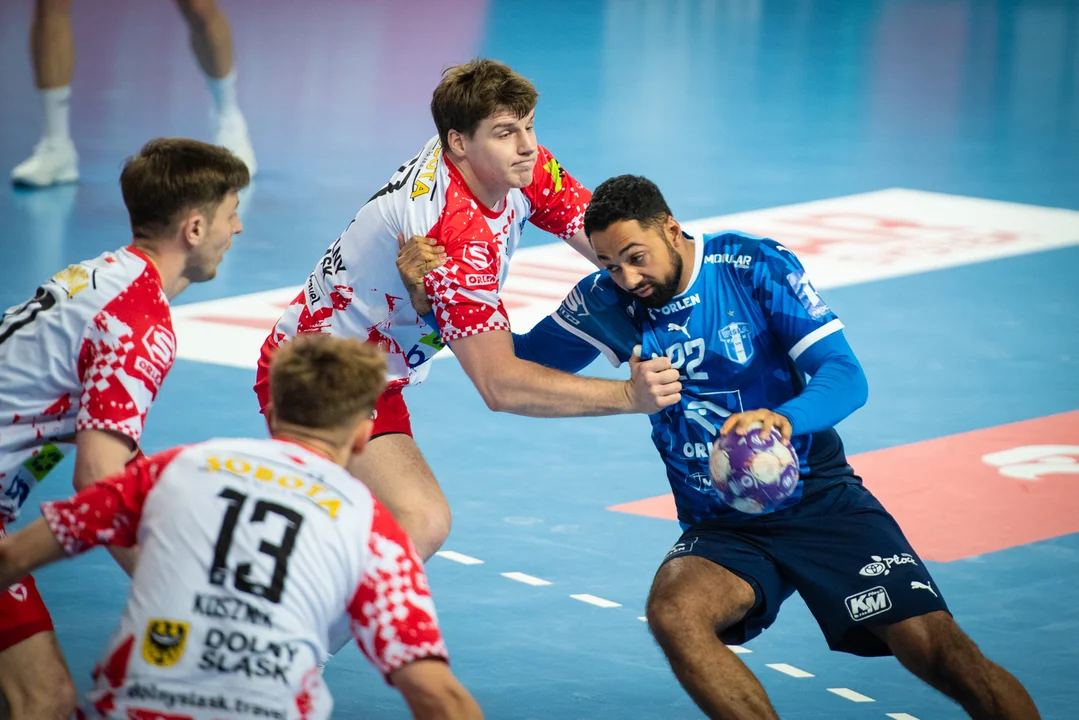 Nafciarze wrócili do Orlen Areny i nie okazali serca. Chrobry zdemolowany [ZDJĘCIA] - Zdjęcie główne