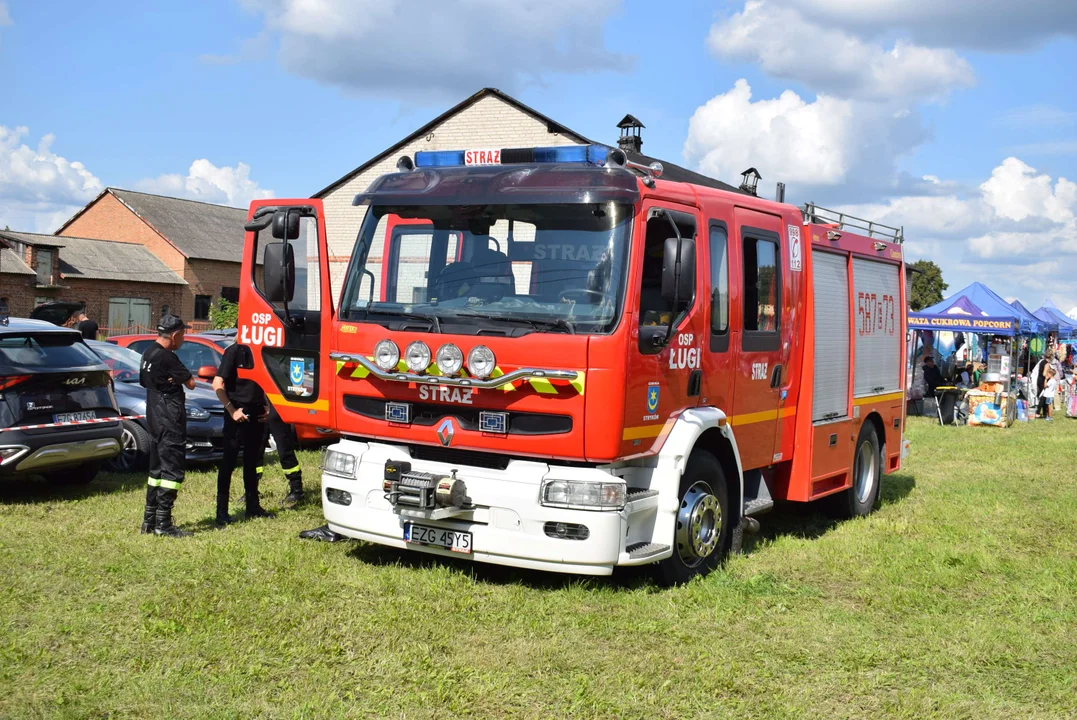 Dożynki gminy Stryków w Warszewicach