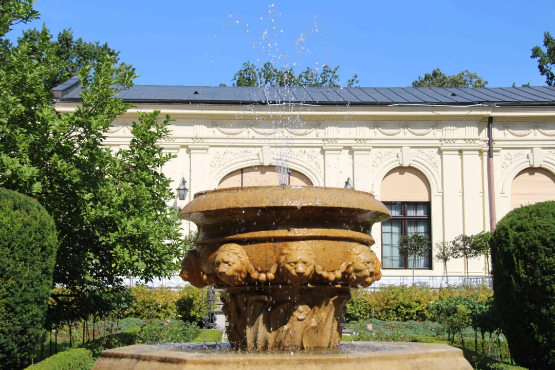 Zachwycający ogród Muzeum Pałacu Herbsta