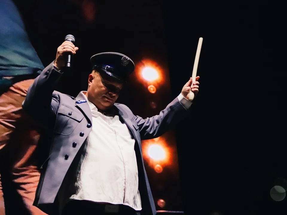 Atlas Arena: Zadzwońcie po milicję — galeria zdjęć