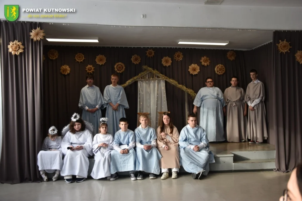 Świąteczne spotkanie w SOSW nr 2. Wychowankowie przygotowali jasełka (ZDJĘCIA) - Zdjęcie główne